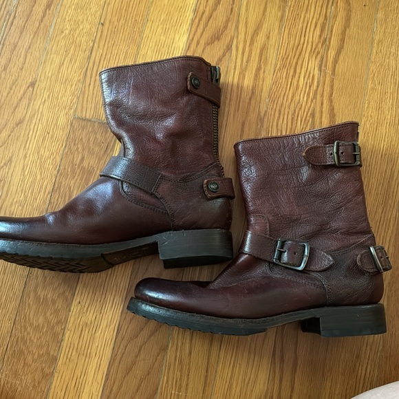 Frye Veronica back zip boots 7.5 redwood - Picture 3 of 7